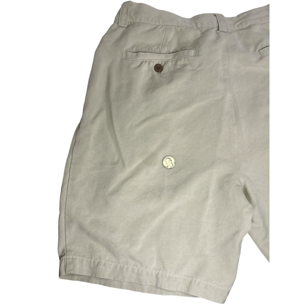 Tommy Bahama Men's 100% Silk Beige Pleated Shorts Size 34 Machine Washable*STAIN - Picture 12 of 13